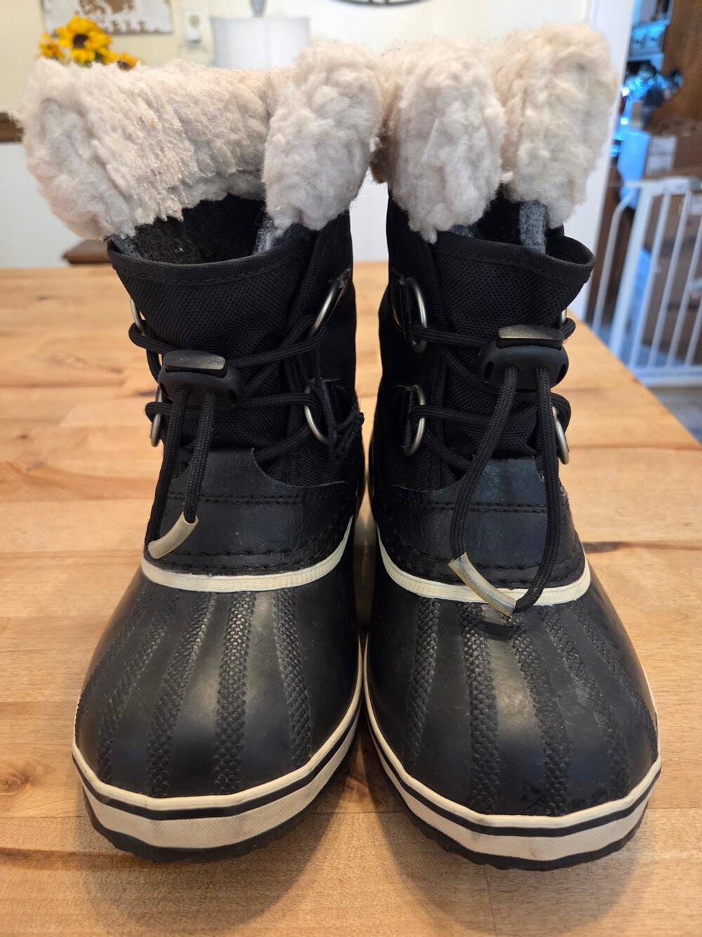 SOREL Youth Yoot Pac Nylon Waterproof Snow Boots - Black SZ Youth 13 EUC